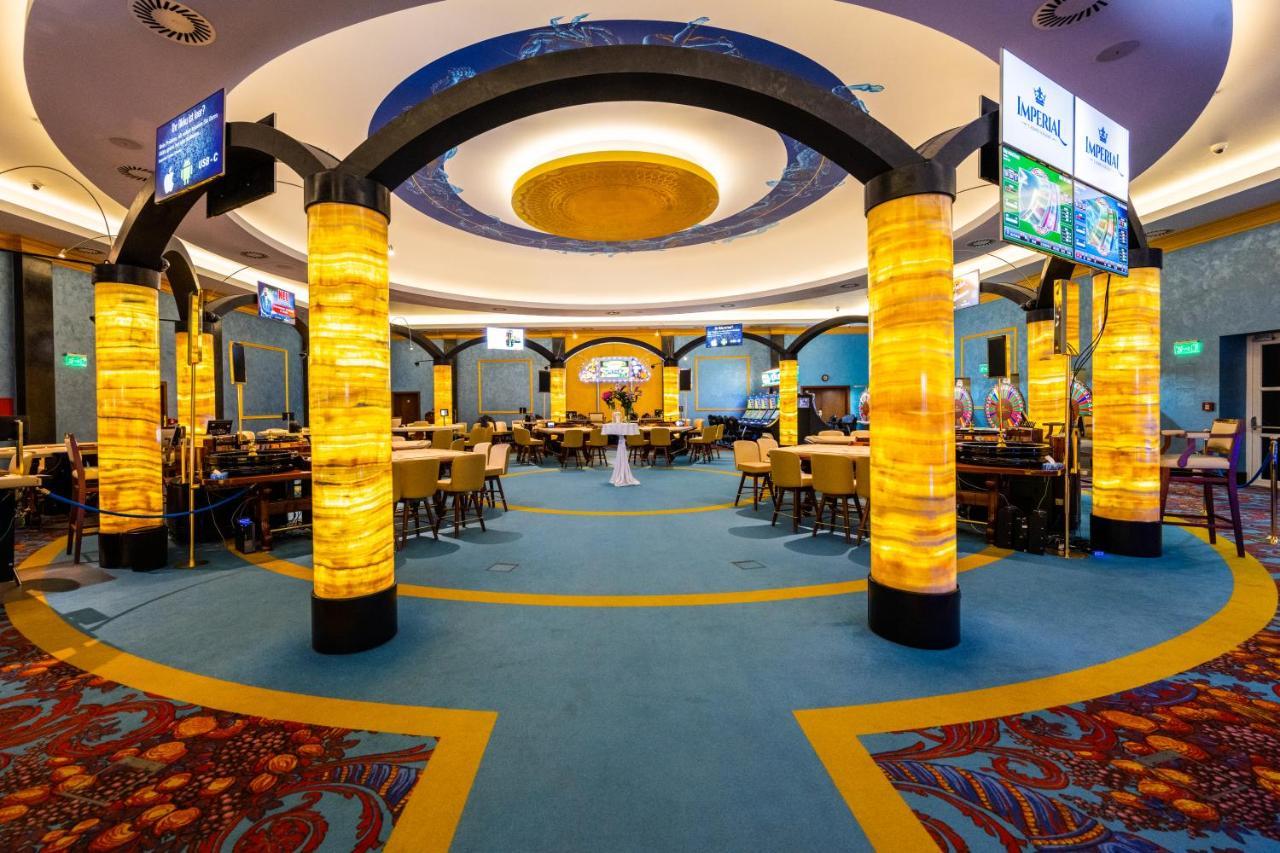 Imperial Casino Strazny Hotel Kültér fotó