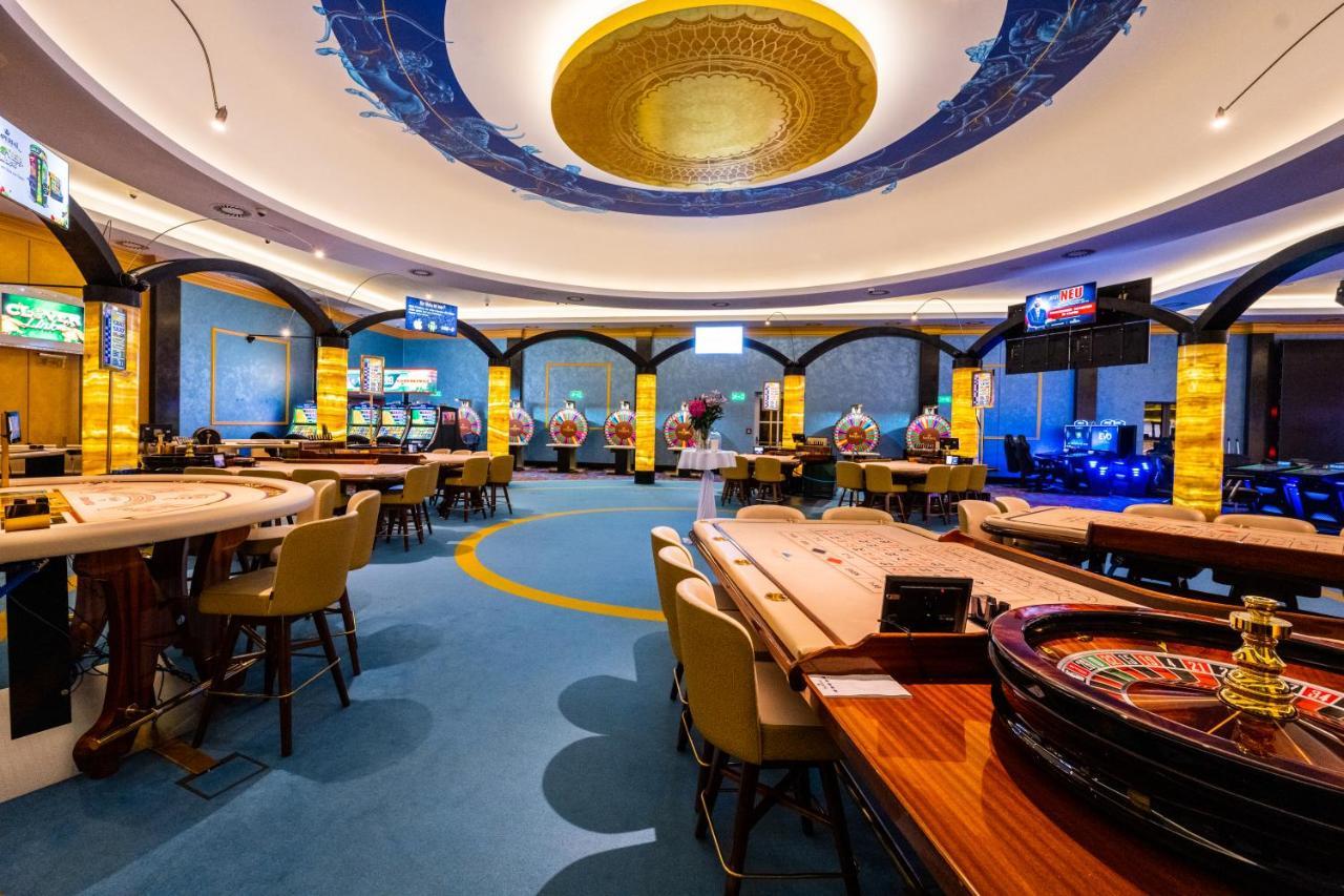 Imperial Casino Strazny Hotel Kültér fotó